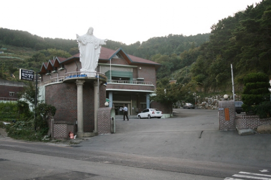 b000964.jpg